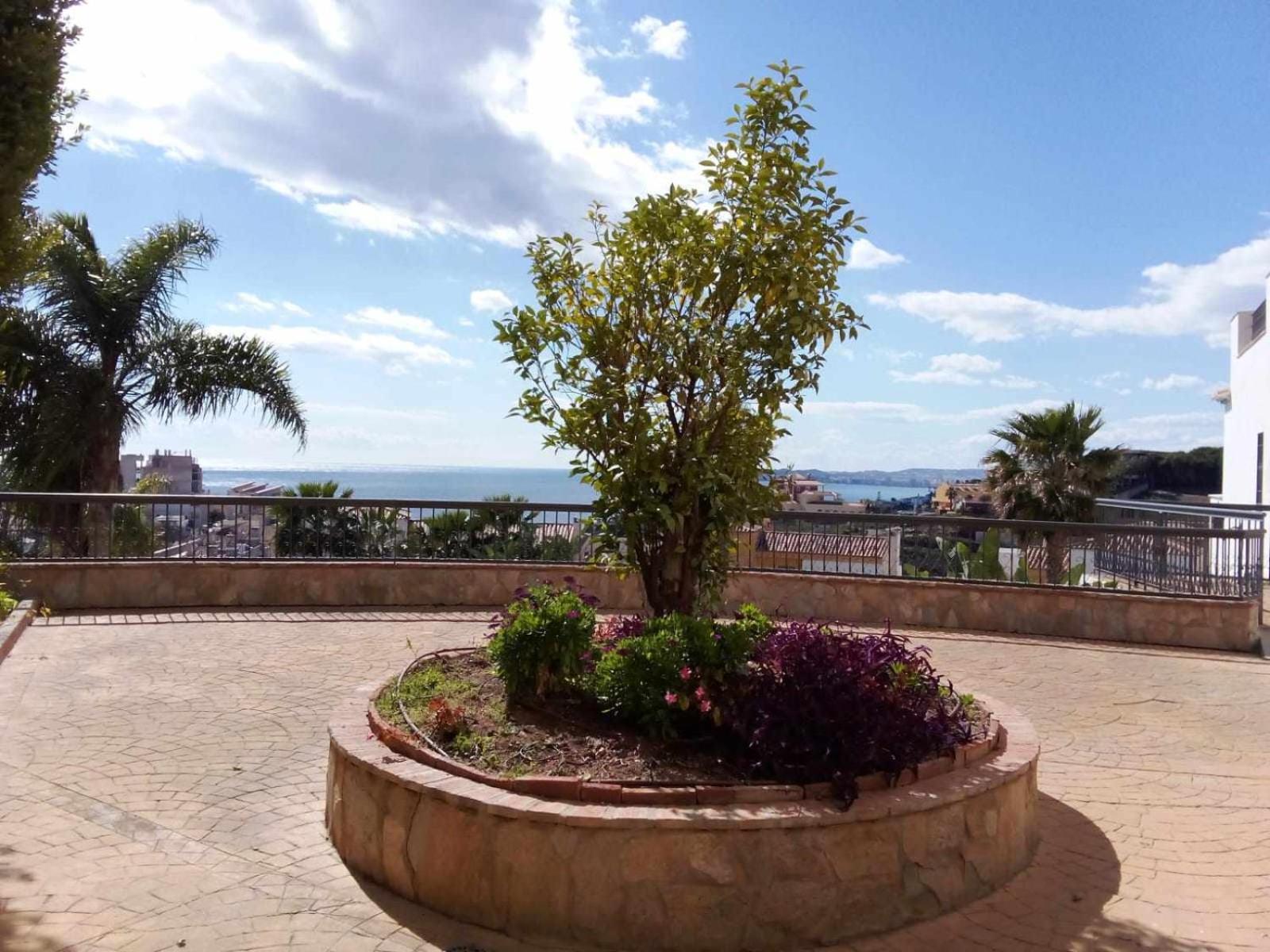 Maravilloso Apartamento Frente Al Mar Benalmadena Exterior photo